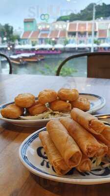 Om Nom - The Taste Of Thai