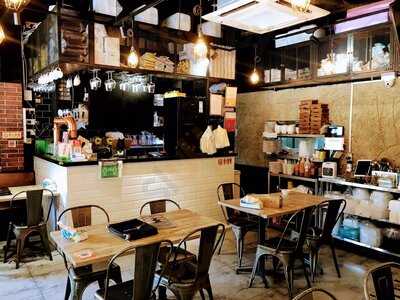 Aroy-dee Thai Kitchen Bencoolen