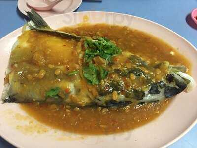 Chinatown Seng Kee 119 Famous Steamed Fish Head