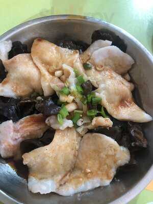 Beo Crescent Market & Food Centre