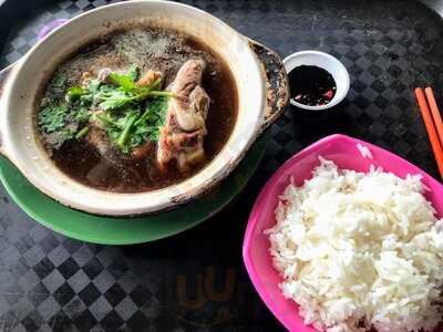Leon Kee Claypot Pork Rib Soup