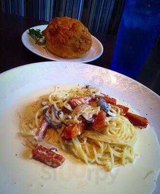 Xin Wang Hong Kong Cafe