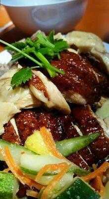 Qiang Ji Hainanese Chicken Rice