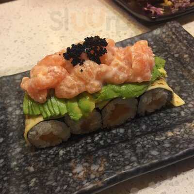 Sakae Sushi