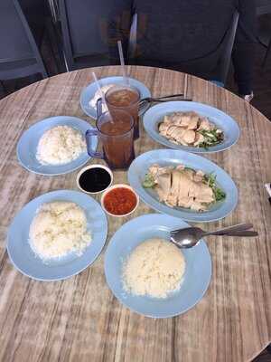 Sin Kee Famous Chicken Rice