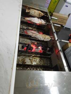 Thai Tanic Live Seafood Hotpot