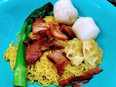 Fuji Fuzhou Fish Ball Wanton Noodles
