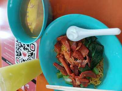 Fuji Fuzhou Fish Ball Wanton Noodles