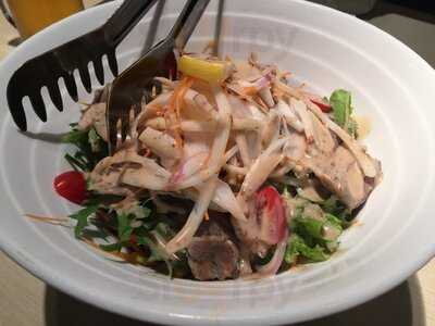 En Japanese Dining & Bar