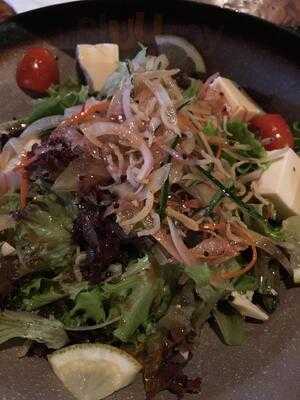 En Japanese Dining & Bar