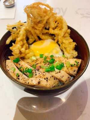 Revamp Kitchen & Bar