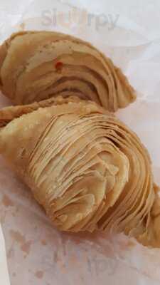 Wang Wang Crispy Curry Puff