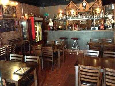 Mantraa Restaurant & Bar