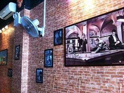 Mantraa Restaurant & Bar