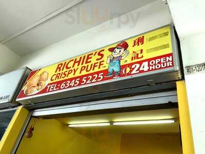 Richie's Crispy Curry Puff