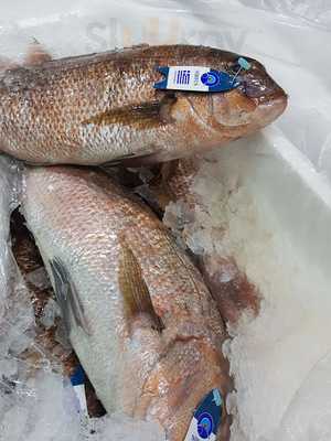 The Manhattan Fish Market