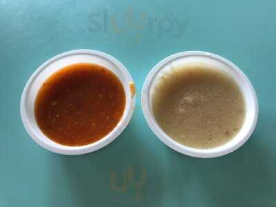 Tong Fong Fatt Hainanese Boneless Chicken Rice