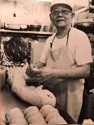 Rolina Traditional Hainanese Curry Puff