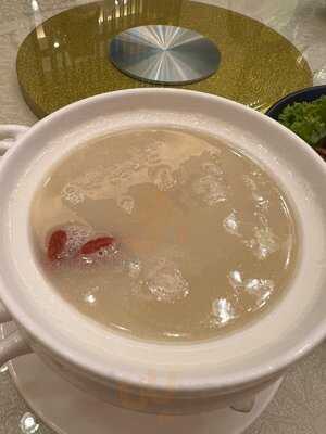 Peach Garden At The Metropolis