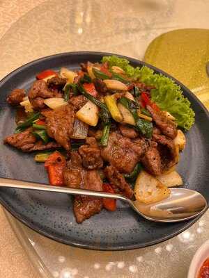 Peach Garden At The Metropolis