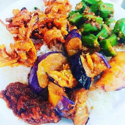 Chong Pang Nasi Lemak