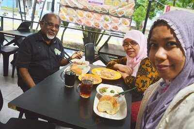 Afghanistan Family Rstnt