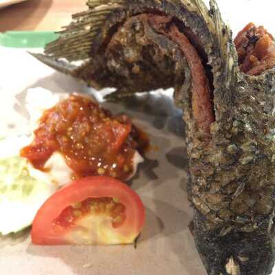 Ayam Penyet President