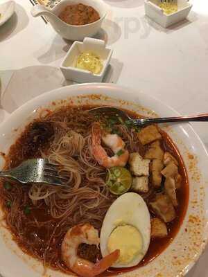 Harrianns Nonya Table