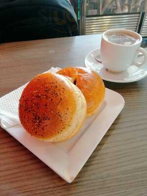 壹家 面包屋   Yi Jia Bakery House Cafe