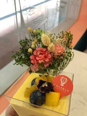 Whiskit Bakery & Cafe