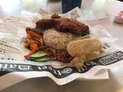 Peach Garden Noodle House