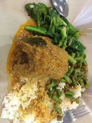 Golden Shoe Nasi Lemak