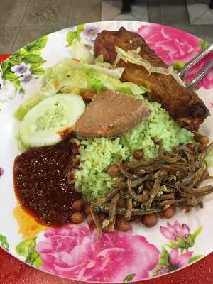 Golden Shoe Nasi Lemak