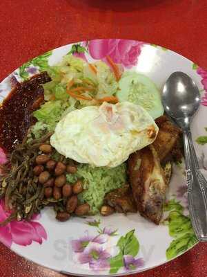 Golden Shoe Nasi Lemak