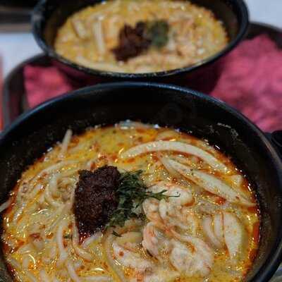 328 Katong Laksa