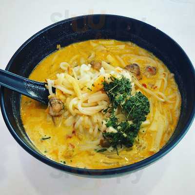 328 Katong Laksa