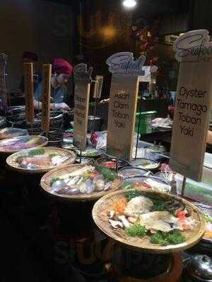 Momiji Japanese Buffet Restaurant