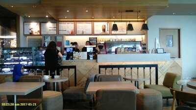 The Coffee Bean & Tea Leaf Cafe