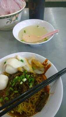 Lau Jiang Fishball Laksa Noodles
