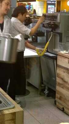 Awesome Coffee Bugis