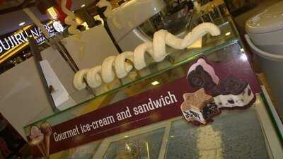 Awesome Coffee Bugis