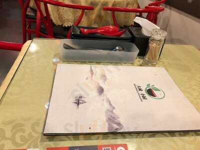 Big And Small Restaurant