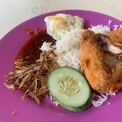 Mizzy's Corner Nasi Lemak