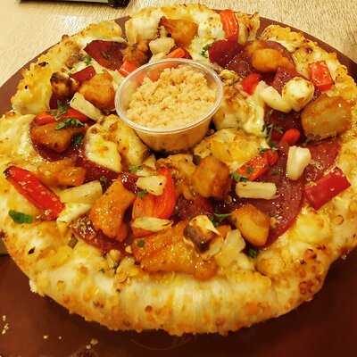 Pizza Hut Dining Restaurants