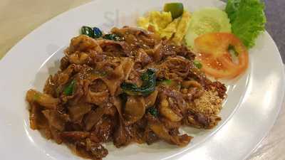 Naowarat Thai Bistro