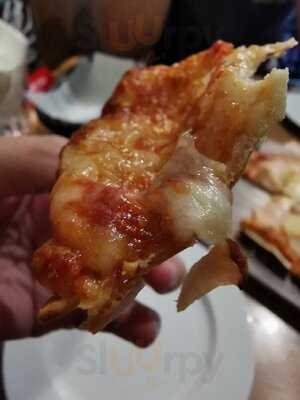 Grapevine At 393 Guillemard