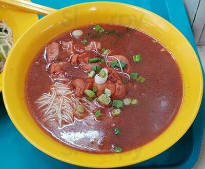 Kin Handmade Noodles & Fish Soup & Pig's Organ Soup