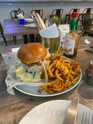 Lazy Lizard The Promenade