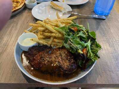 Lazy Lizard The Promenade