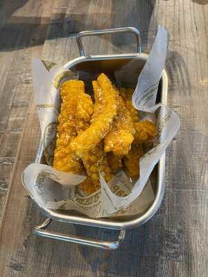 Lazy Lizard The Promenade